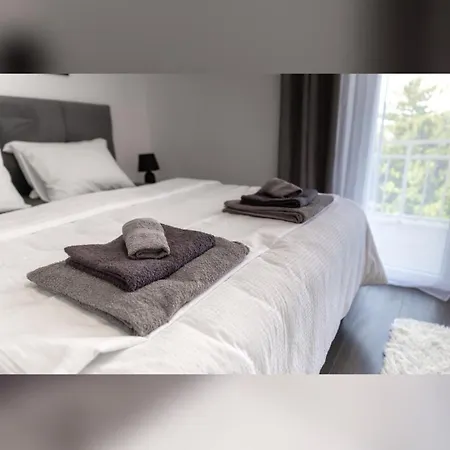 Queen By Lucija Apartament