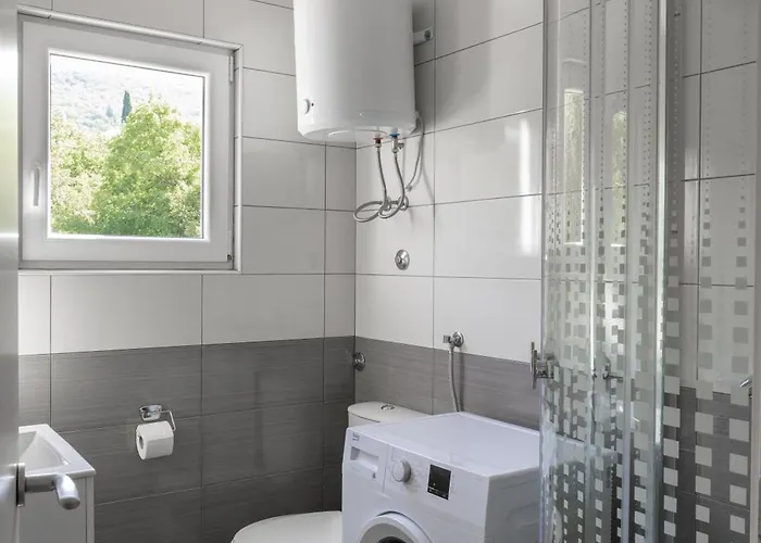 Queen By Lucija Apartment